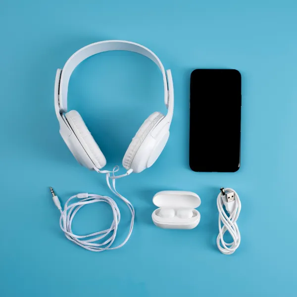 Cellphones, Tabs & Gadgets